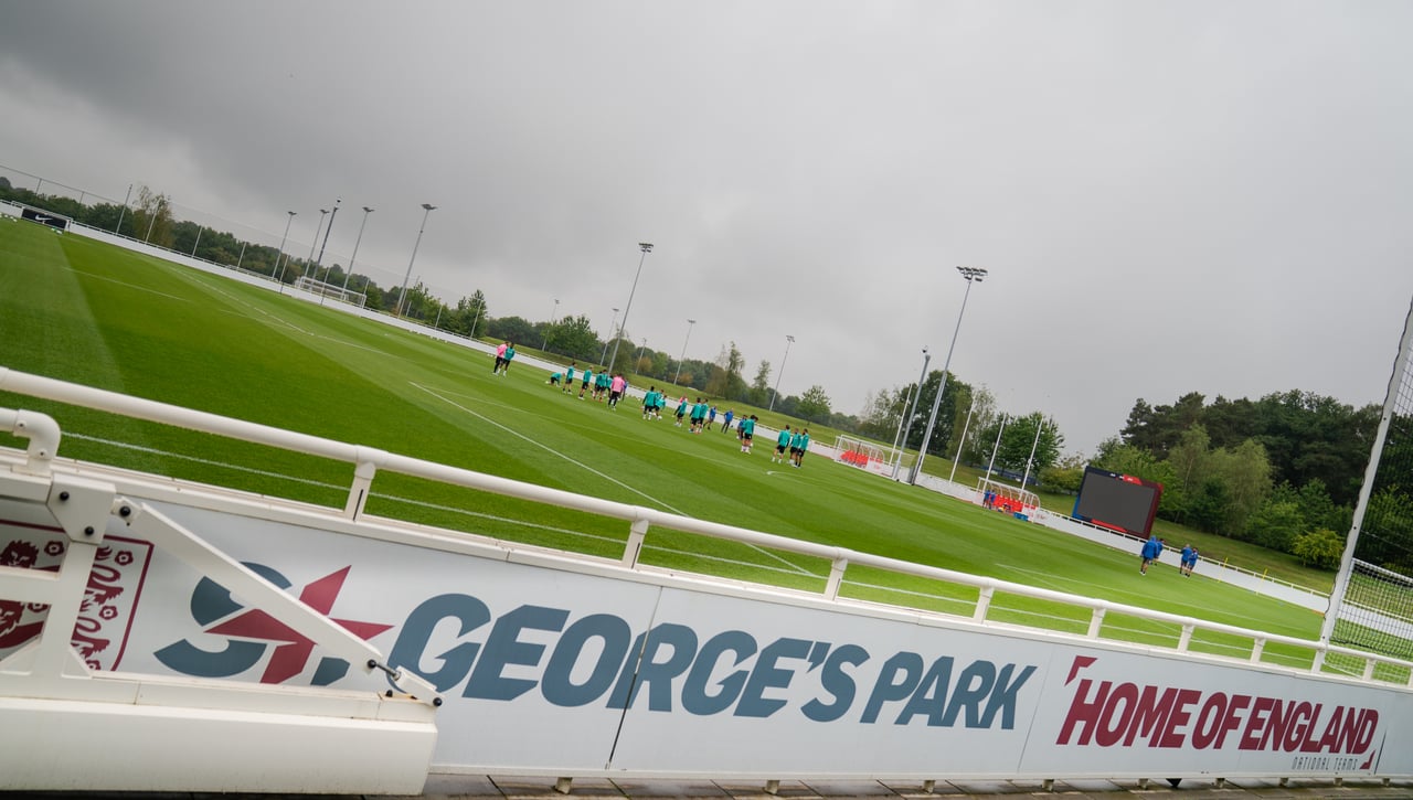 Horario, canal y dónde ver en TV y online el amistoso Coventry - Betis