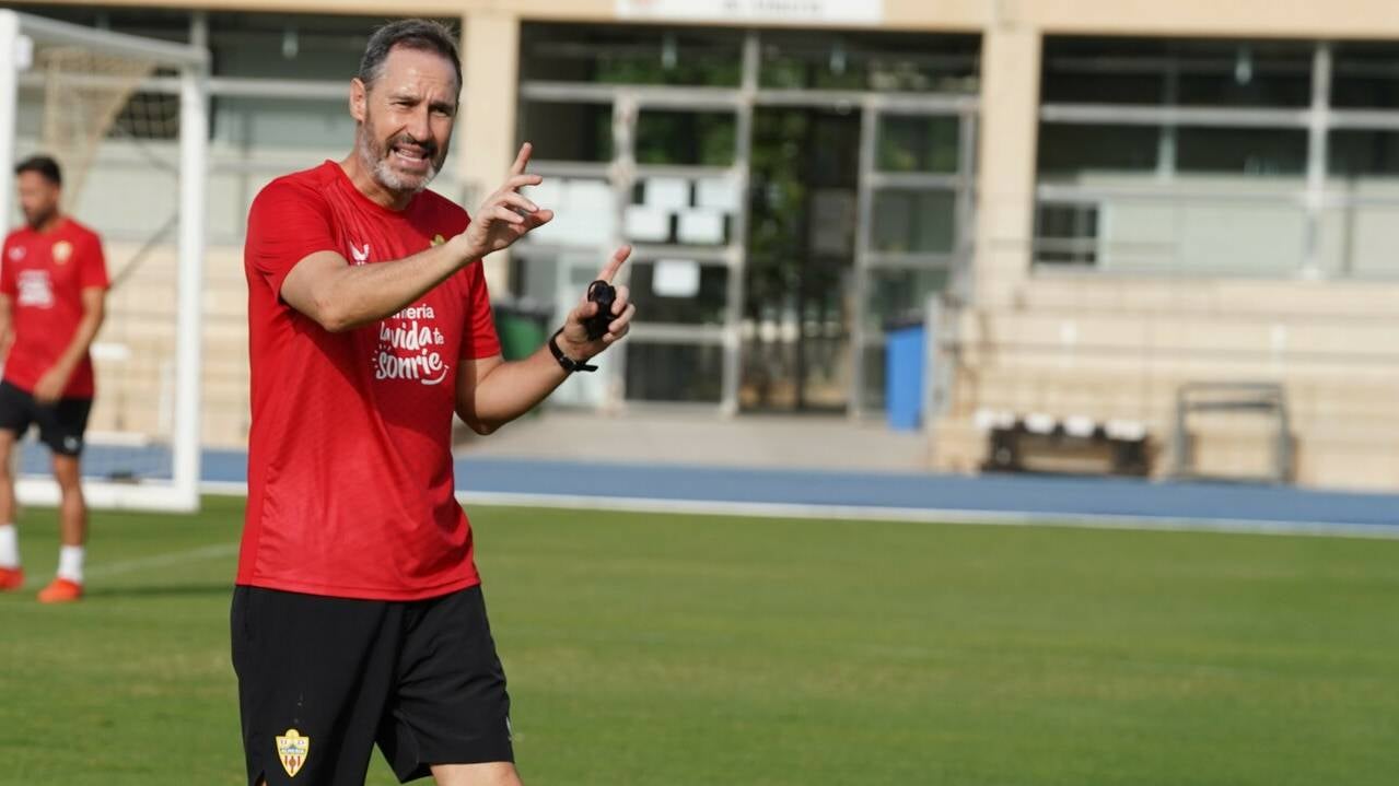 El curioso motivo por el que Vicente Moreno escogió al Almería