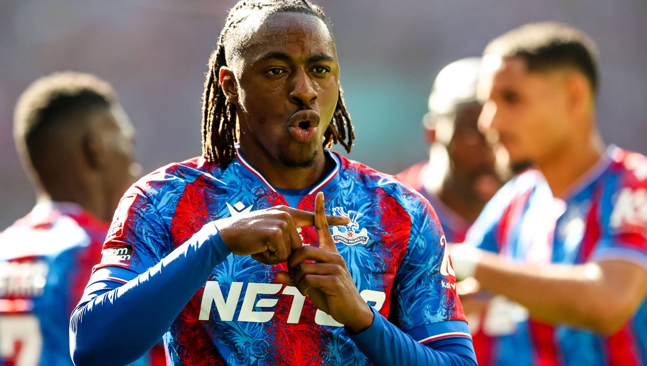 La llegada de Eze, en pausa