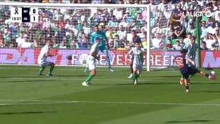 La polémica en el Betis - Celta: fuera de juego posicional en el 0-1, posible mano del Chimy previa al 2-2, indulto a Johnny...