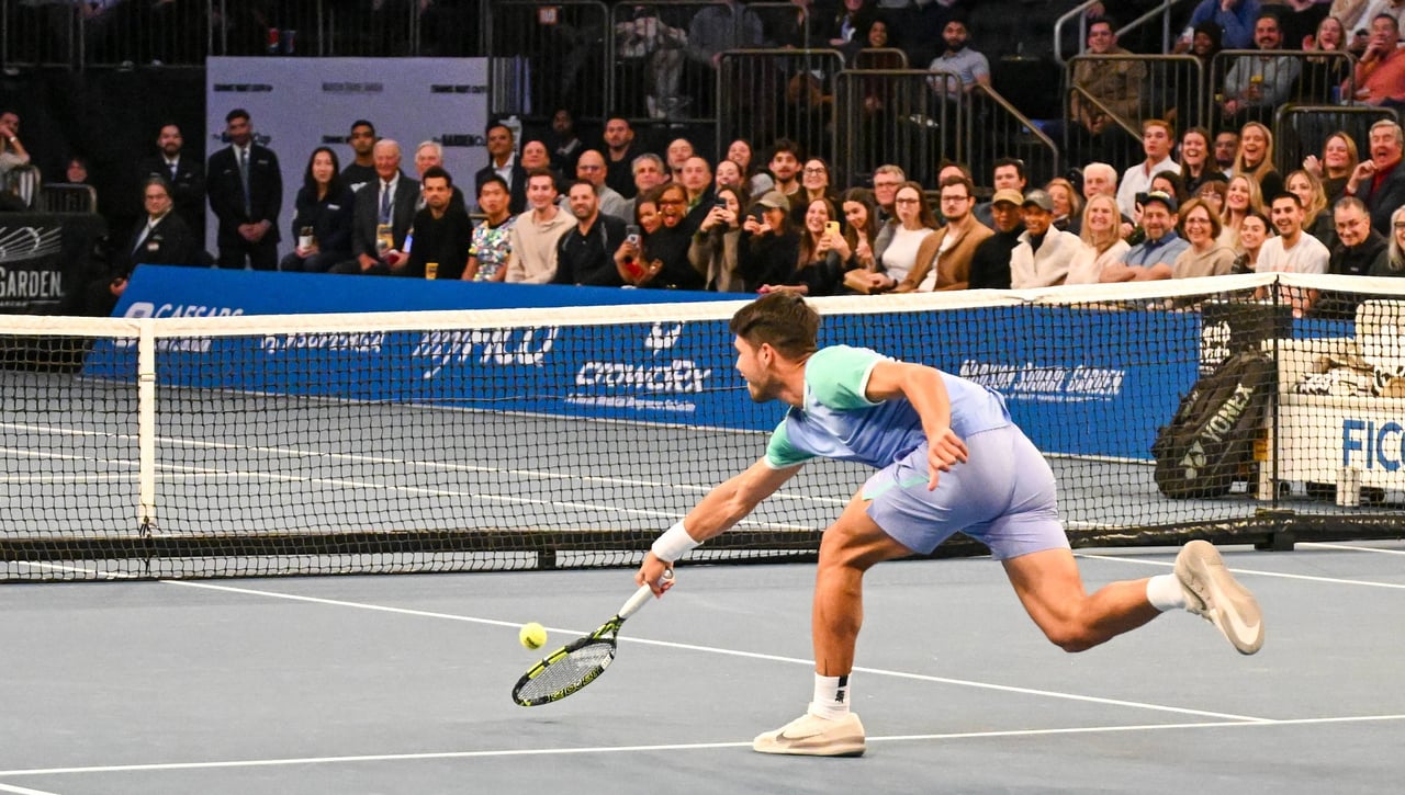 El sueño americano de Carlos Alcaraz se torna en pesadilla