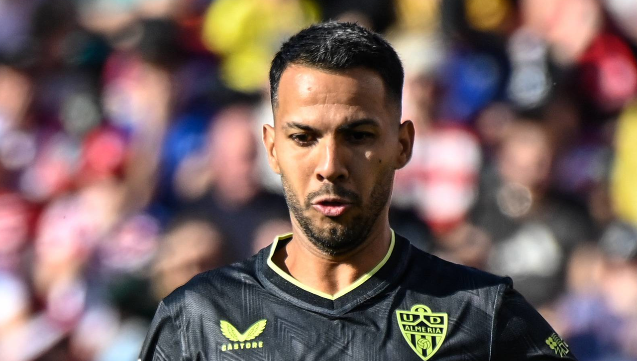 Jonathan Viera borra el rastro del Almería en sus redes sociales