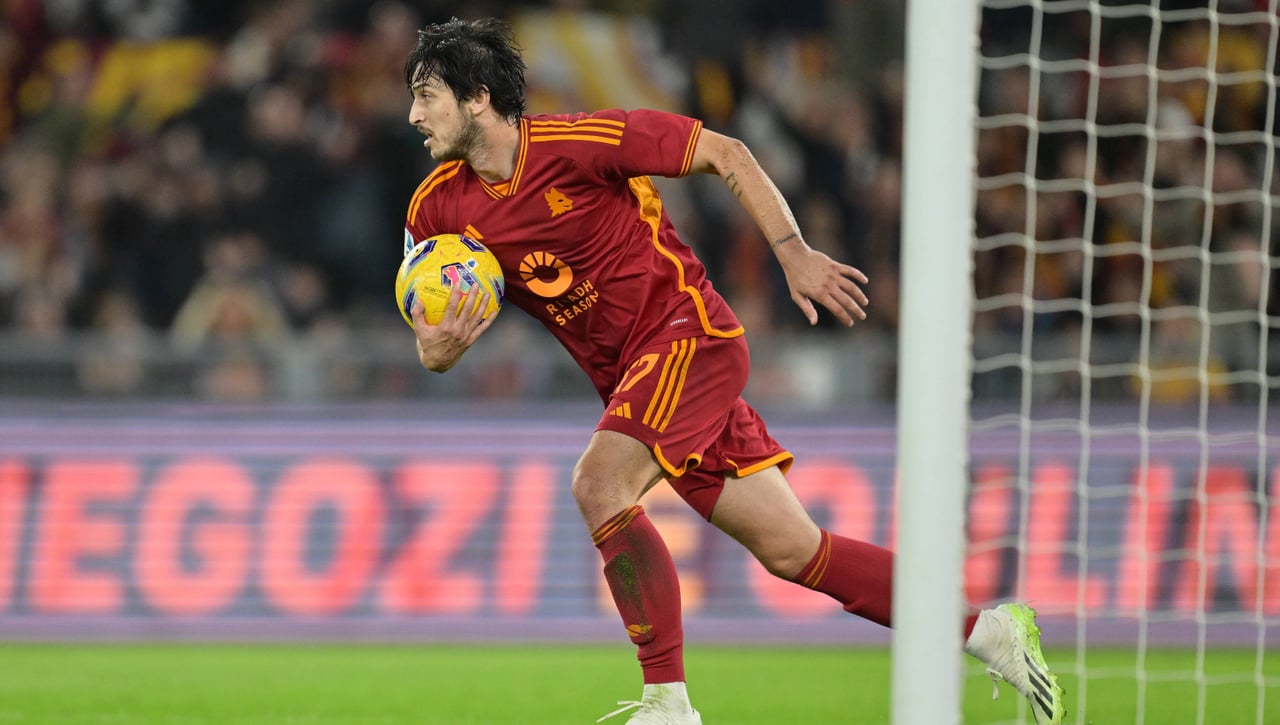 Lo que ofrece el Sevilla y lo que pide el Bayer Leverkusen por Azmoun