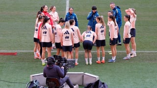 La convocatoria de Sonia Bermúdez para los partidos de España contra Islandia y Ucrania, clasificatorios para el Mundial: "Entrar es muy difícil; estamos encantados con el nivel"