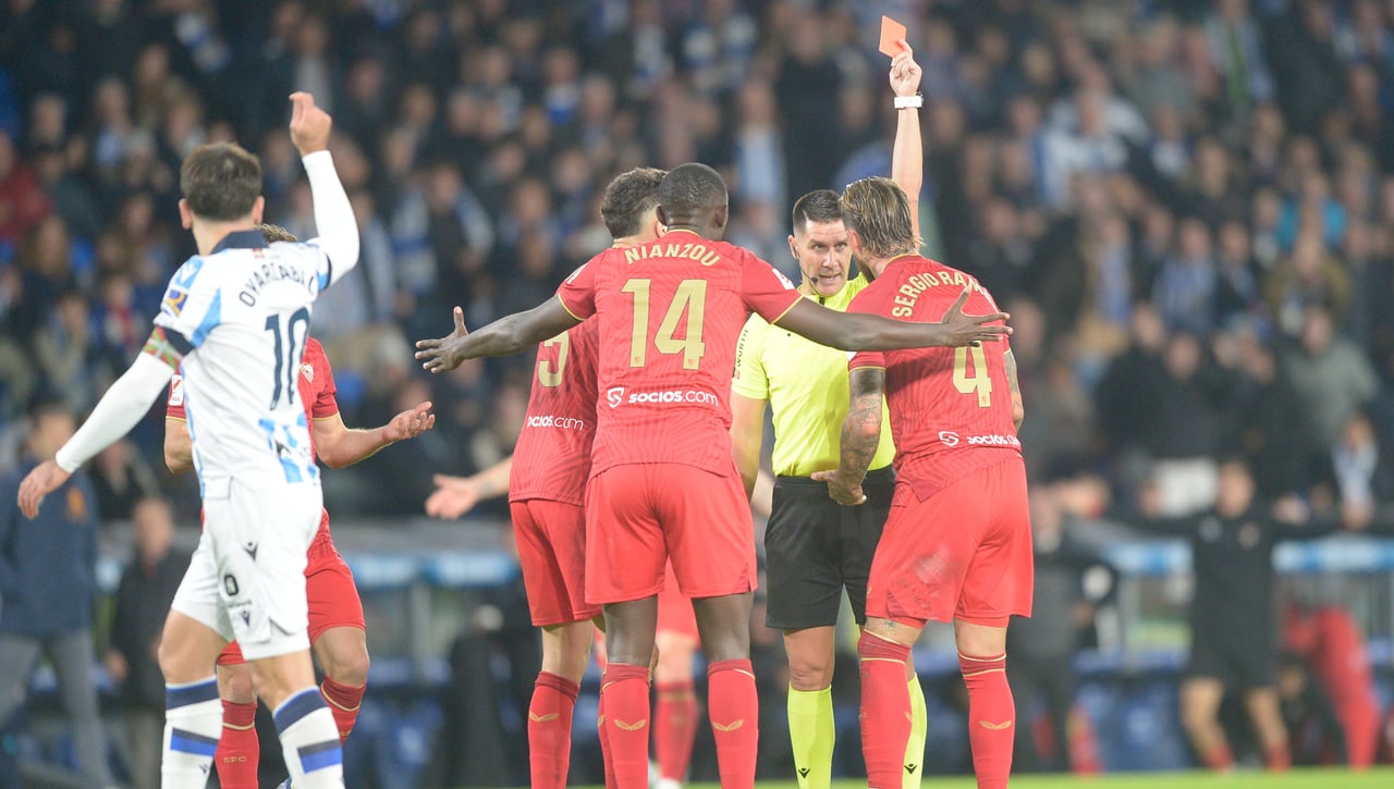 El Sevilla siente que los comités se burlan y Competición le da más motivos