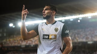 Rafa Mir, Hugo Guillamón y Sergi Canós, señalados