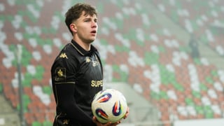 Discute el avanzado fichaje por el Oporto de Oskar Pietuszewski, un 'viejo' conocido de 17 años