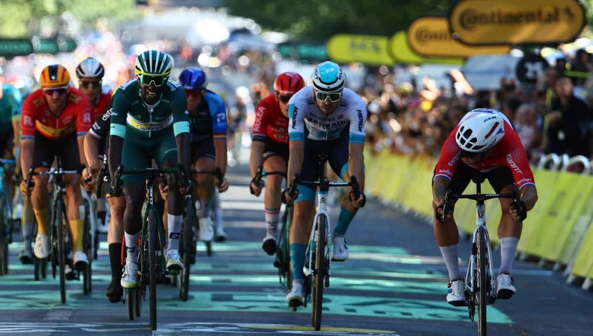 El Tour se duerme y Groenewegen saca tajada