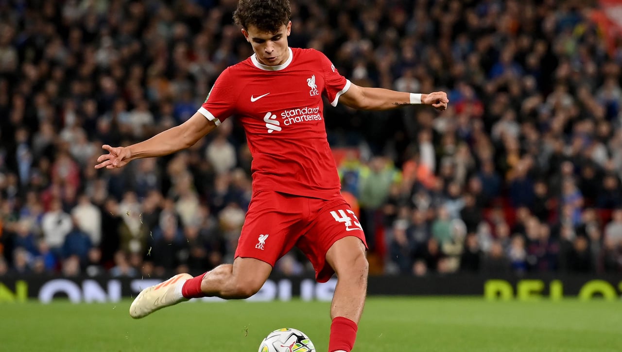 Aparte del Betis, el Getafe también quiere a Bajcetic