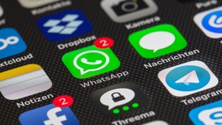 Como repetir las fotos instantáneas de WhatsApp 