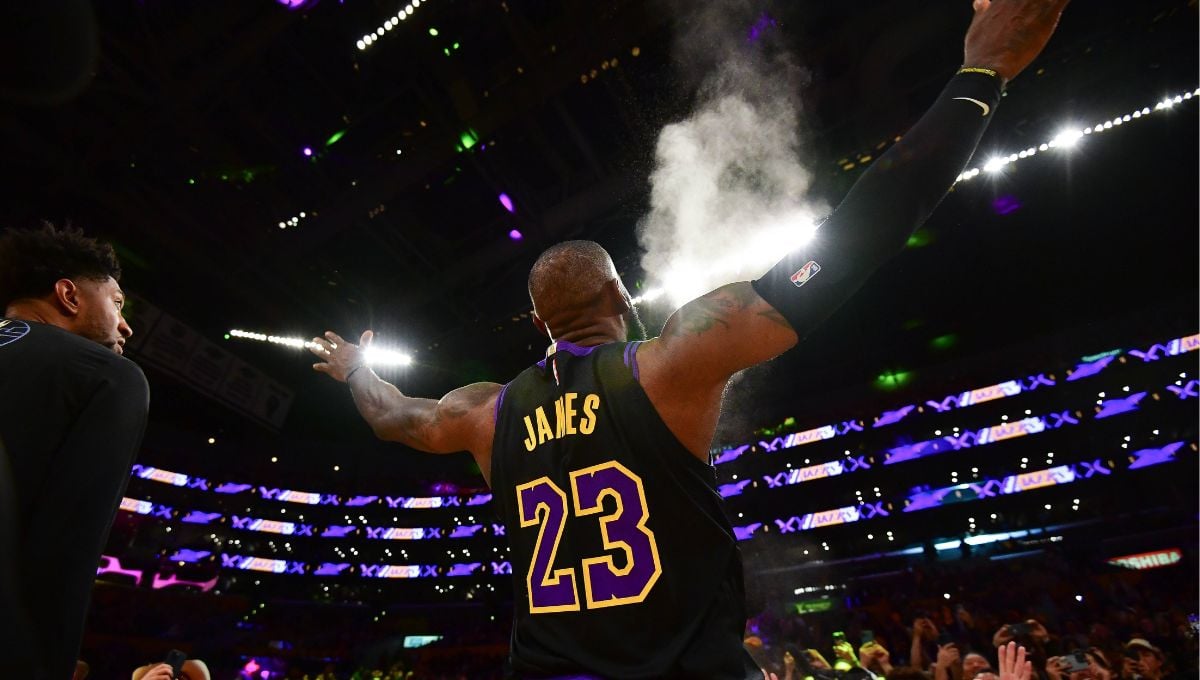 NBA hoy: LeBron James hace lo 'imposible' de superar