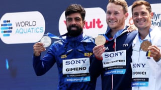 Carlos Gimeno hace historia y Emma Carrasco se cuela en la élite del Mundial de natación