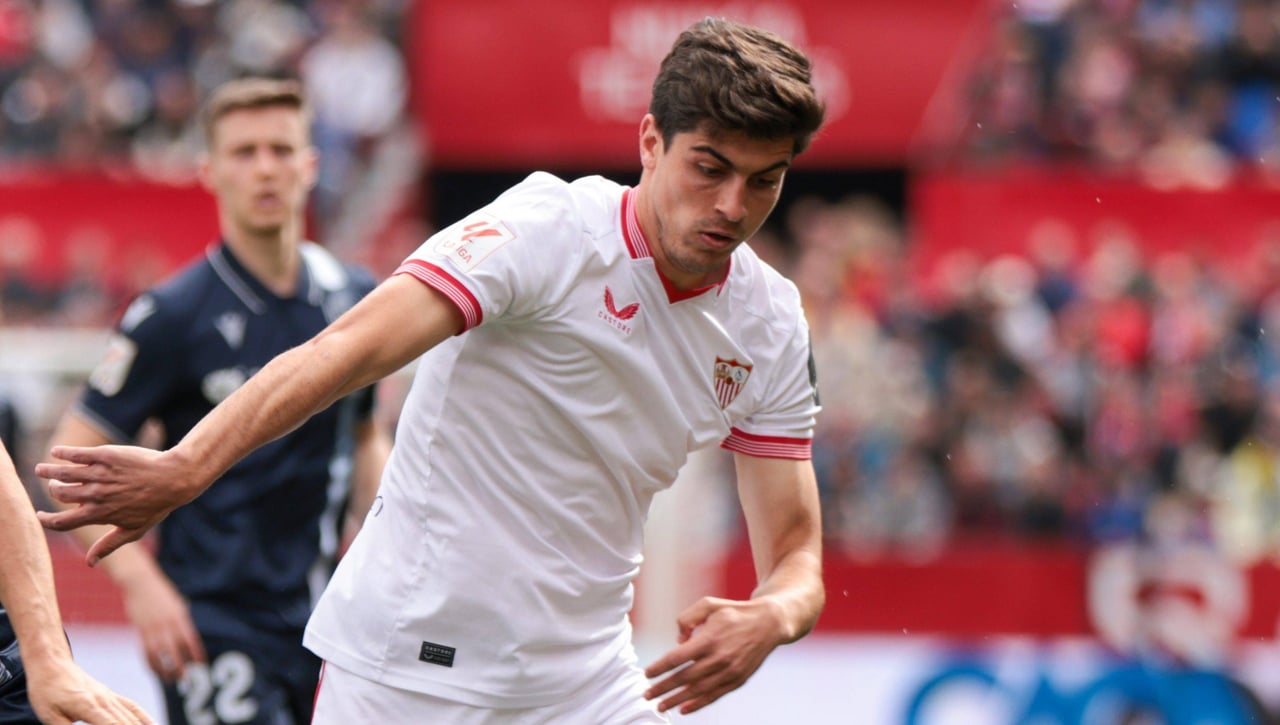 Juanlu está ante una oportunidad en la que se juega mucho