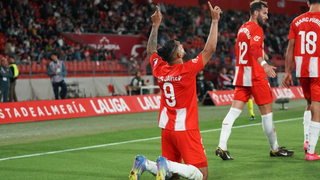 Almería 2-1 Racing de Ferrol: El apagón enciende el ascenso de LaLiga Hypermotion