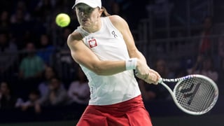 Swiatek culmina una remontada para que Polonia haga historia