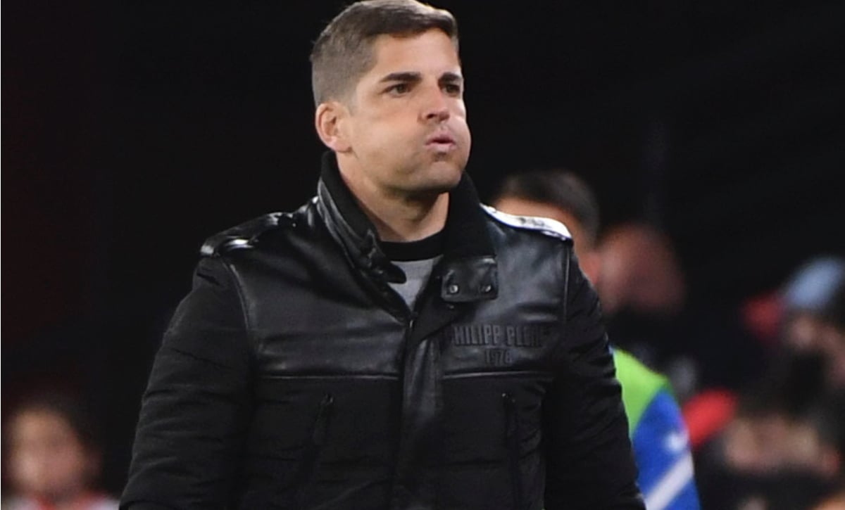 A Robert Moreno le echa un cable otro ex de Rubiales 