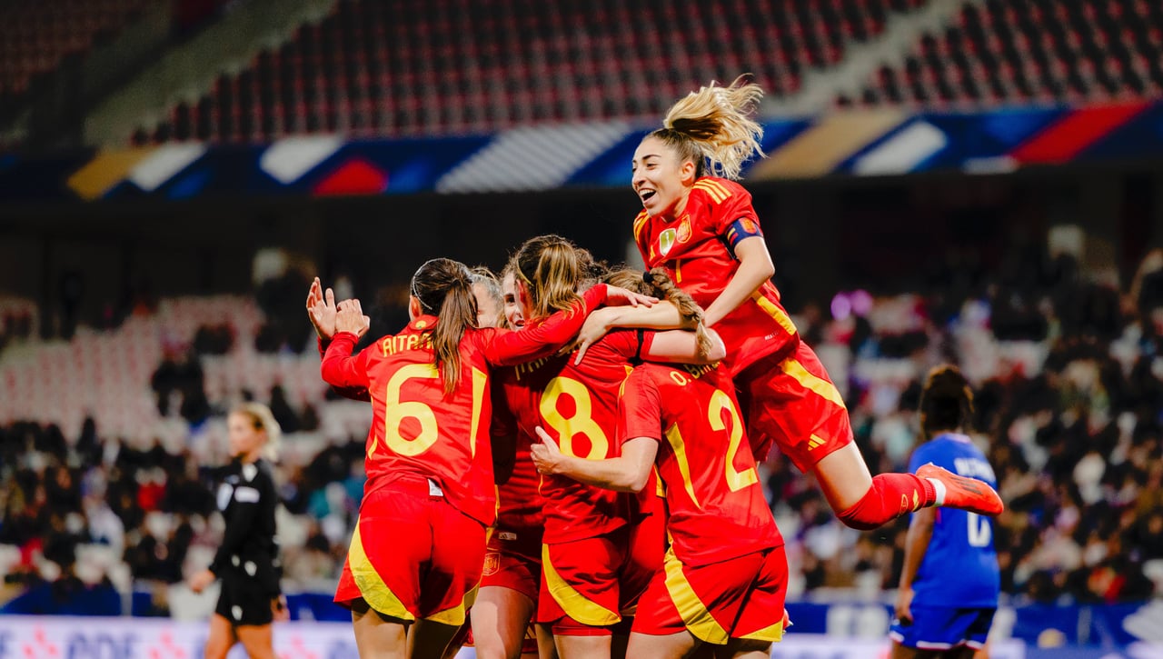 Francia 2-4 España: Mariona cierra un 2024 dificilísimo para Montse Tomé