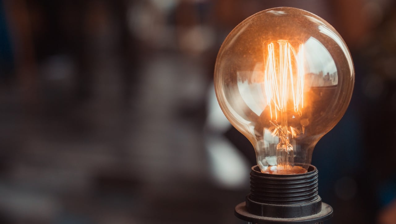 Precio de la luz, hoy lunes 16 de enero de 2023, por horas: cuándo está más barata y más cara