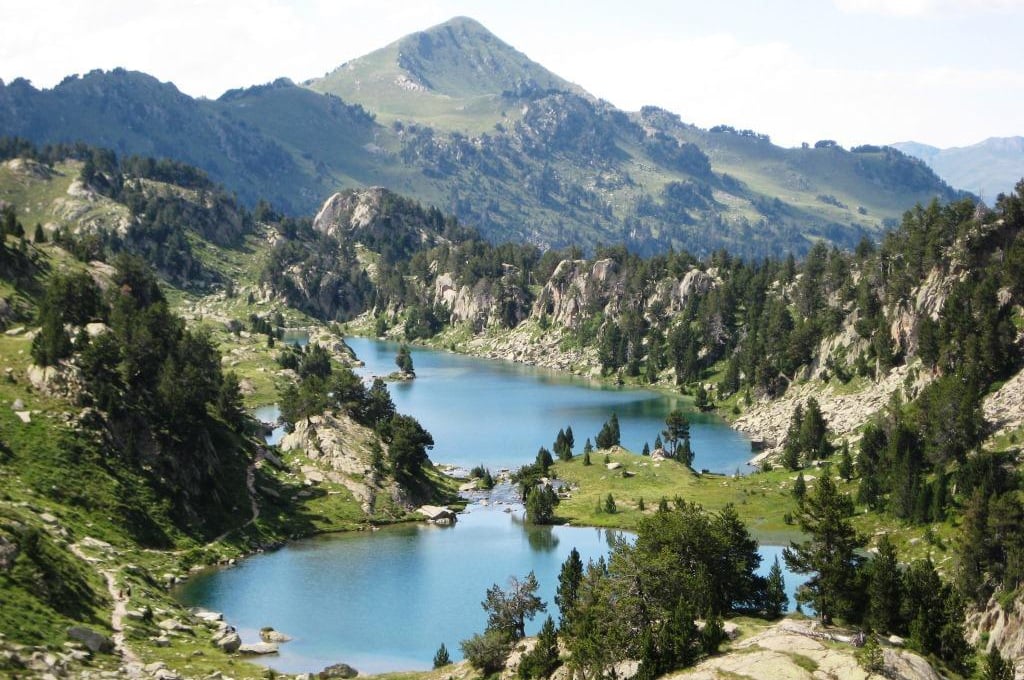 Las tres rutas de senderismo en España claves para este otoño