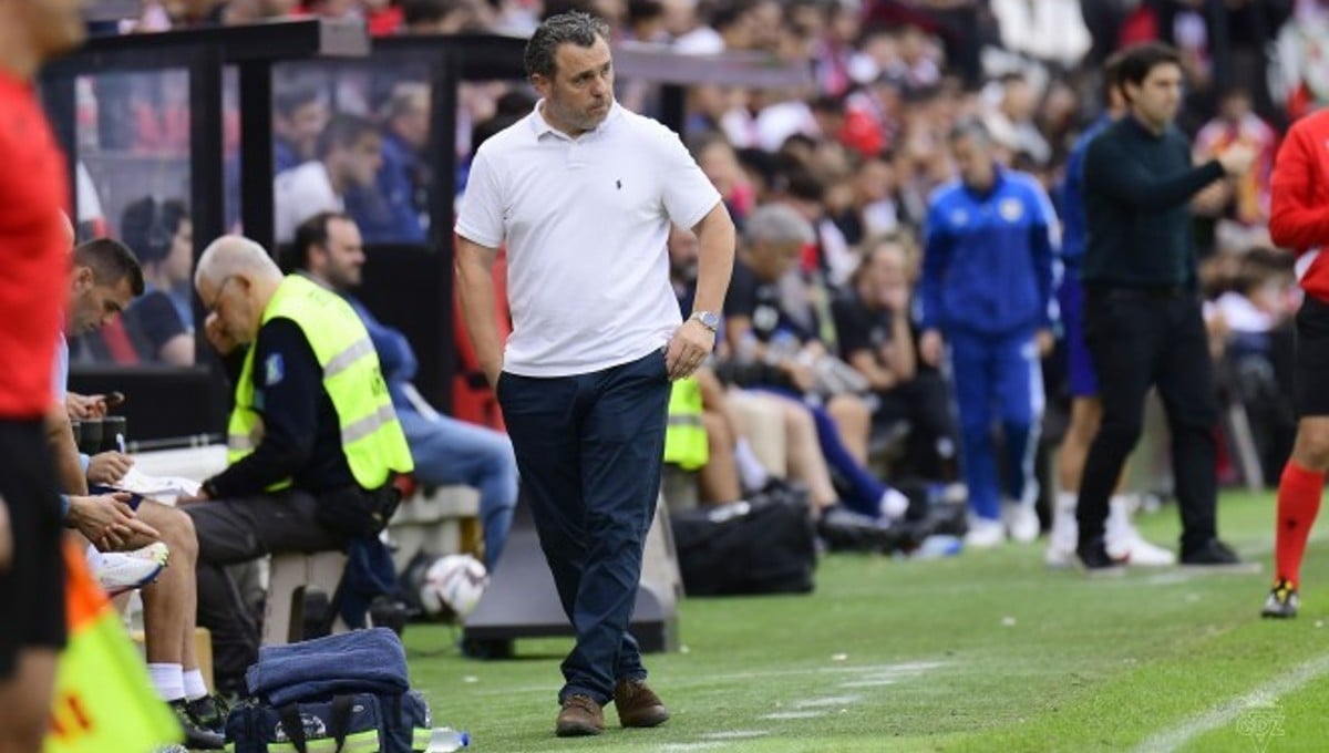 Sergio González pide disculpas a la afición y habla de "cosas raras"