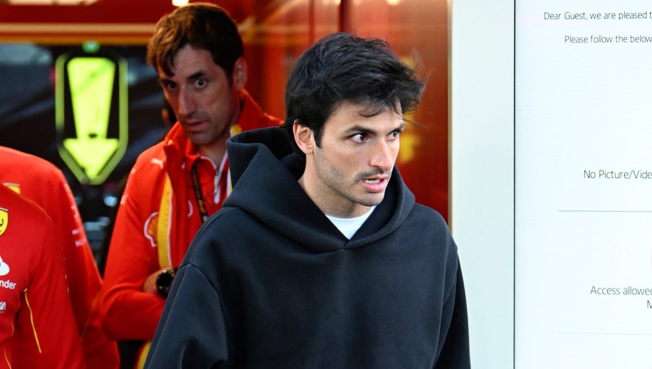 Mercedes devuelve el golpe a Ferrari y pone en alerta a Carlos Sainz