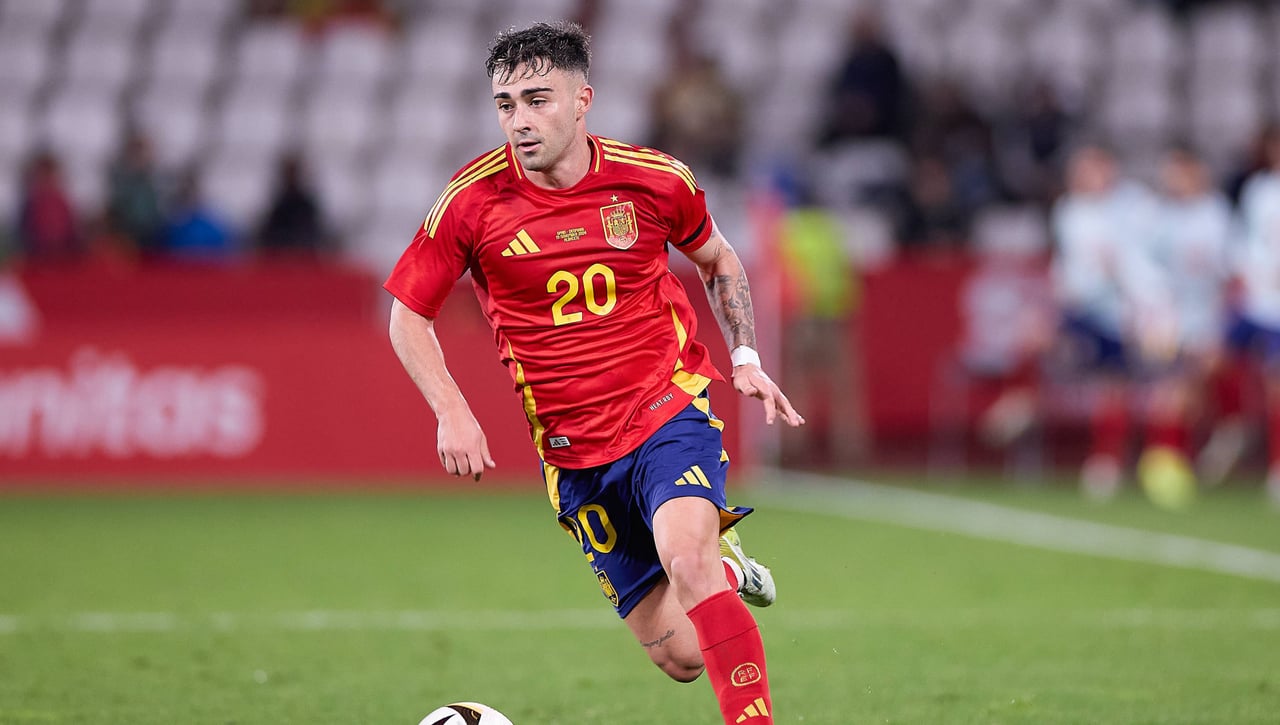 Avanza para cerrar el fichaje de Alberto Moleiro