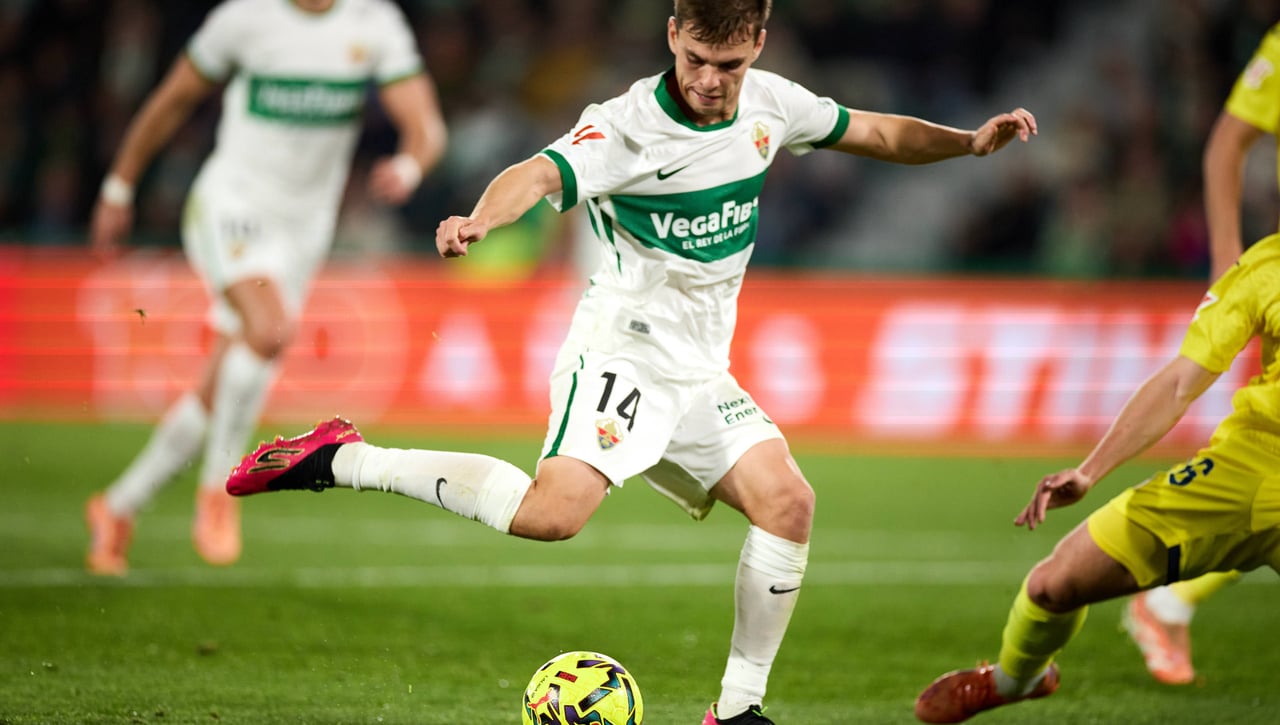 El Elche apuesta fuerte por Febas