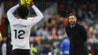 La autocrítica de Corberán tras el empate del Valencia: "Tenemos que dar ese paso"