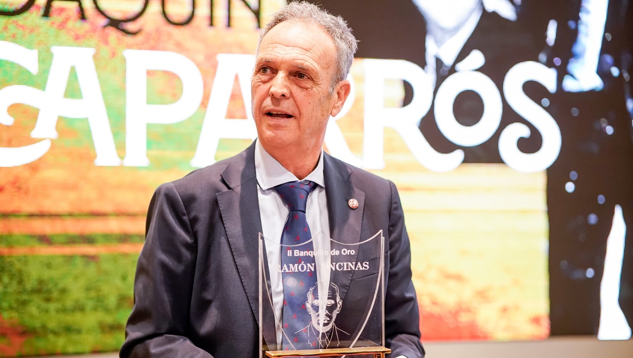 Caparrós pone en su sitio a Pimienta y saca pecho: "El Sevilla tiene mejor plantilla que el Betis"