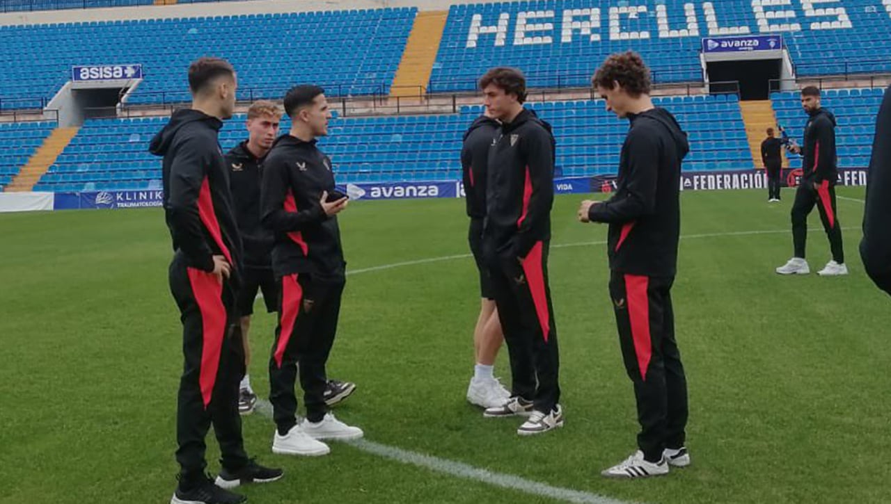 Grave problema en el Sevilla Atlético que perjudica a Pimienta 