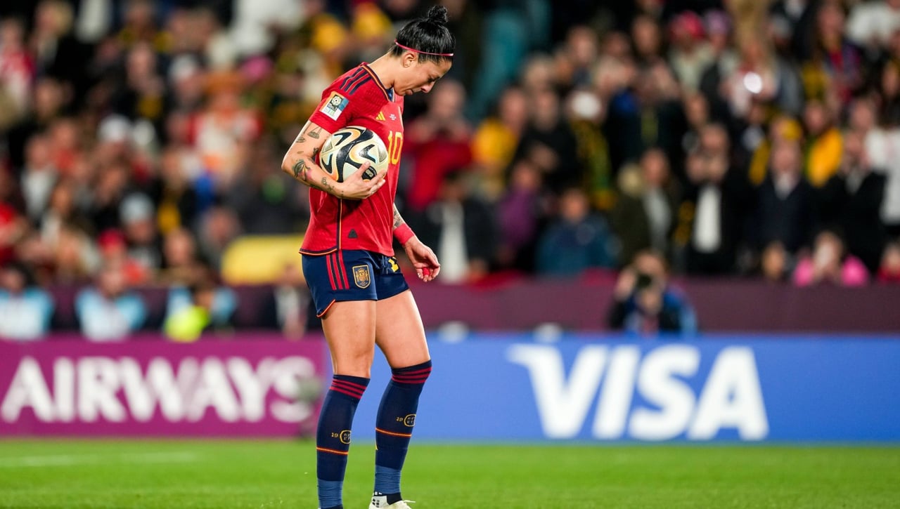 La enigmática ausencia de Jenni Hermoso