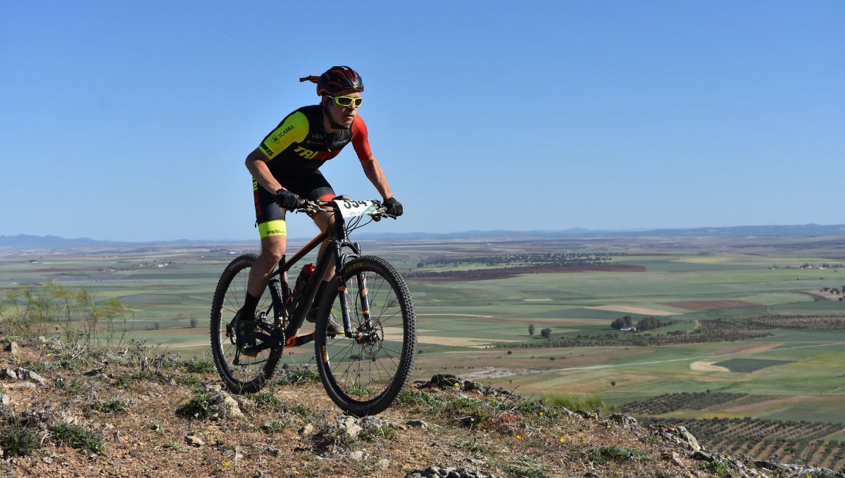 La Maratón Capitana ‘Javi Cabeza’, la prueba ciclista que une Andalucía y Extremadura