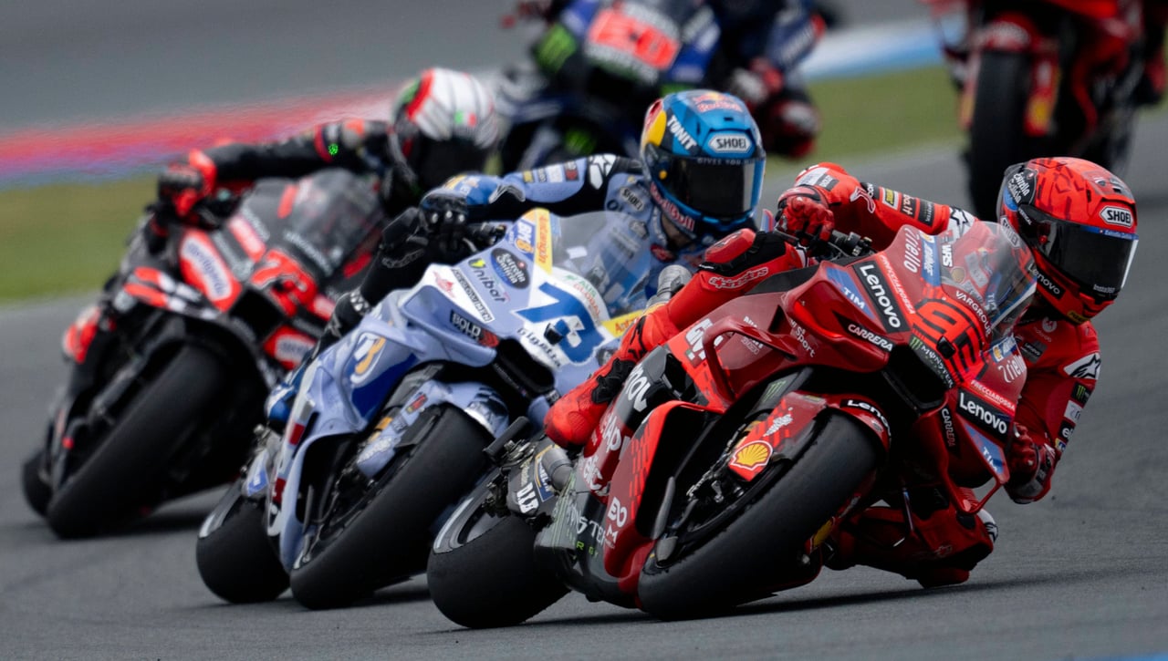 MotoGP Hungría 2025 | Marc Márquez vence en el Gran Premio de Hungría, clasificación y tiempos