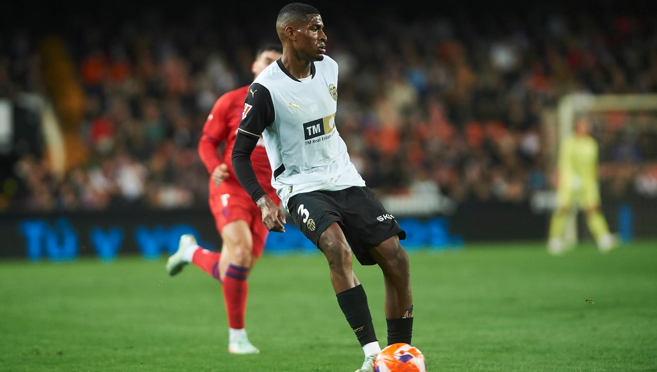 Mosquera se despide con tristeza del Valencia