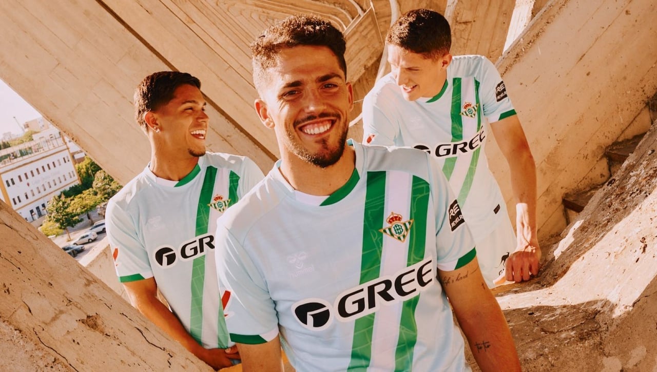 El Betis presenta su segunda equipación para la temporada 2025/2026