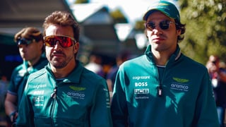 Fernando Alonso le da un golpe a Lance Stroll tras su subida de tono