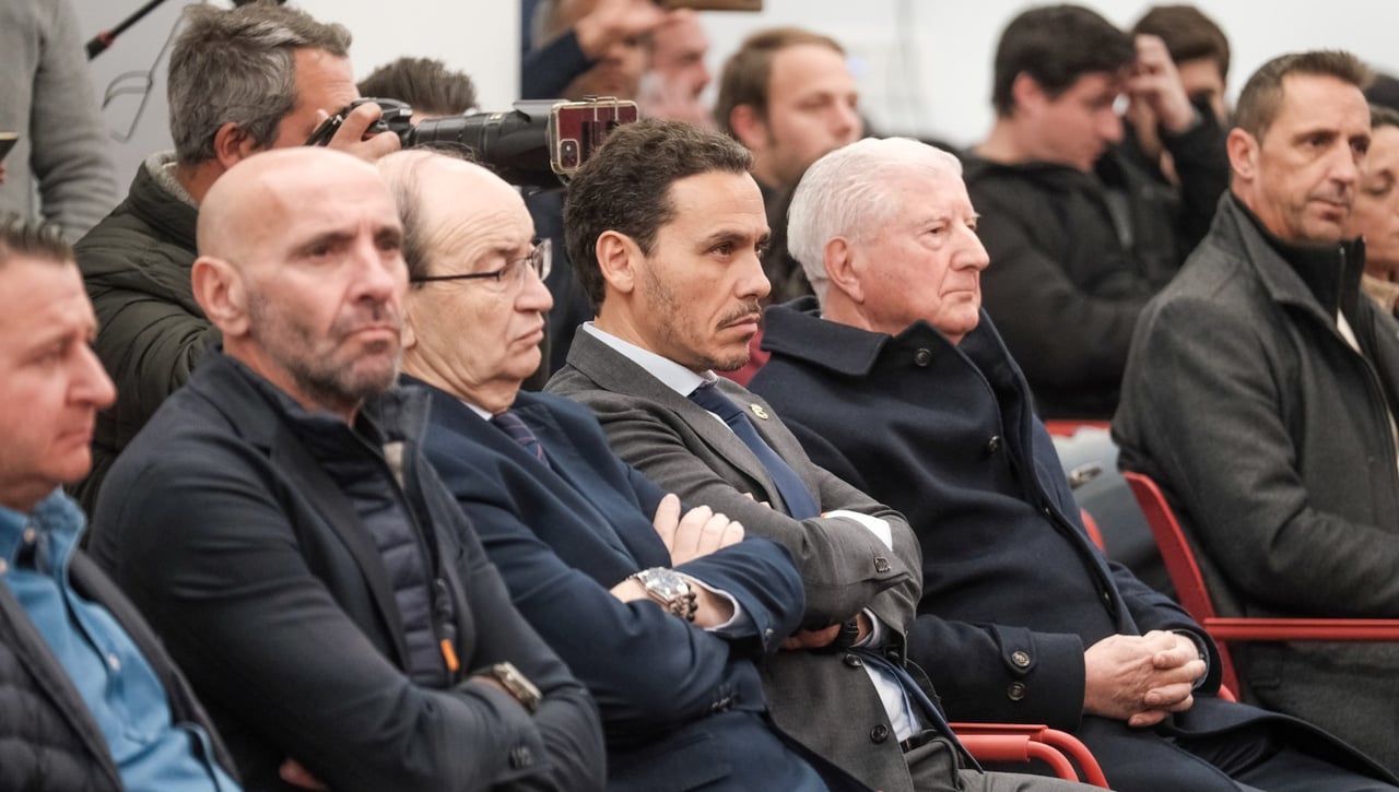 El Sevilla FC tampoco calla y otorga ante los agravios: 'dardos' a RFEF, LaLiga y su protección a Barça, Madrid y Atleti