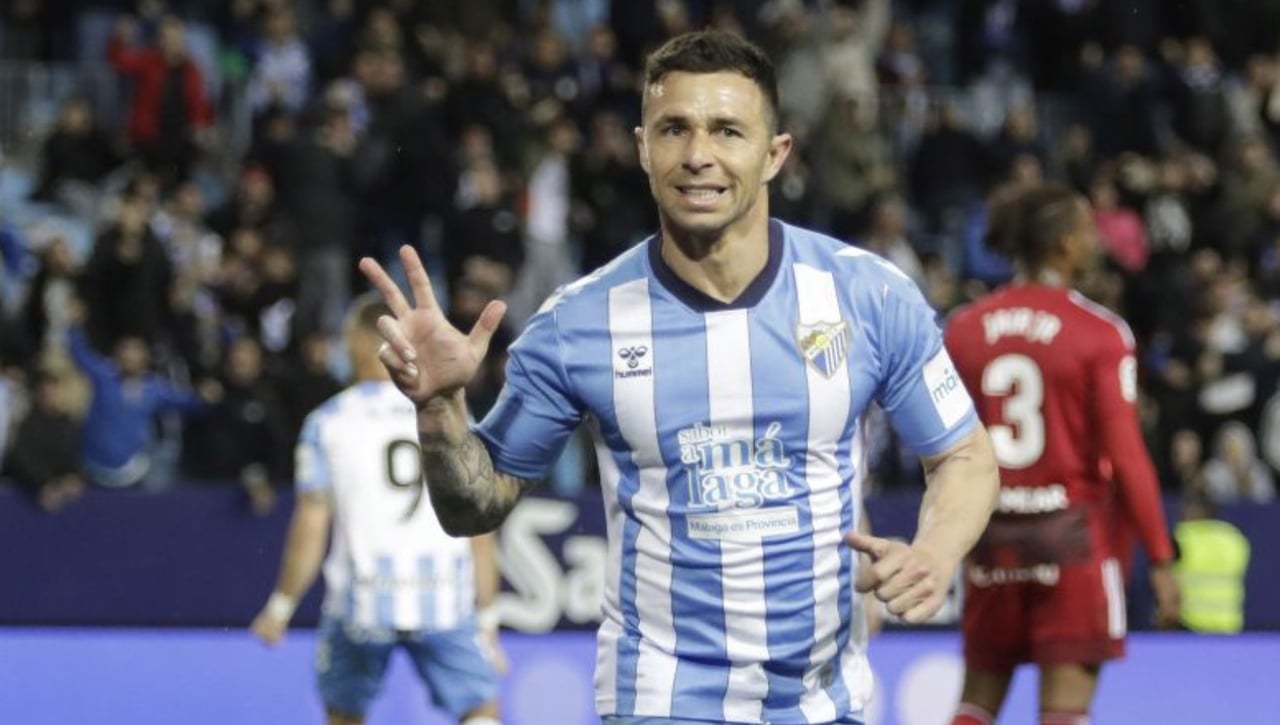 El Málaga se suma a la fiesta de Unicaja gracias a Rubén Castro