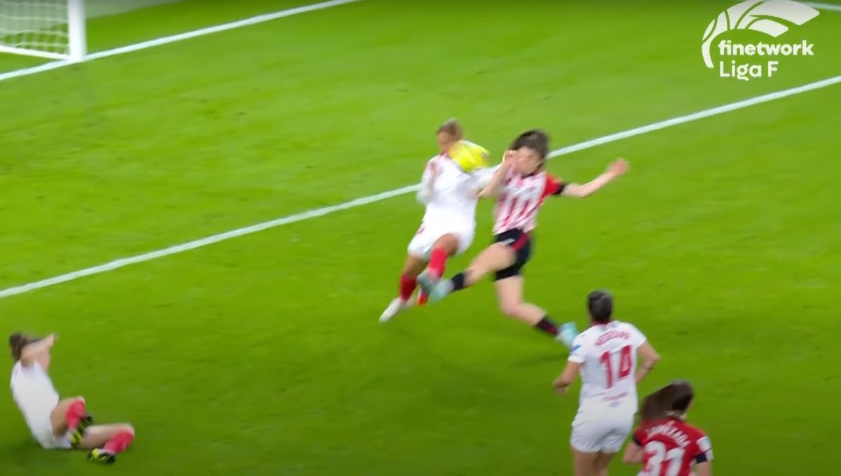 El increíble penalti que le pitaron al Sevilla FC Femenino en el minuto 90 y que le costó dos puntos en San Mamés