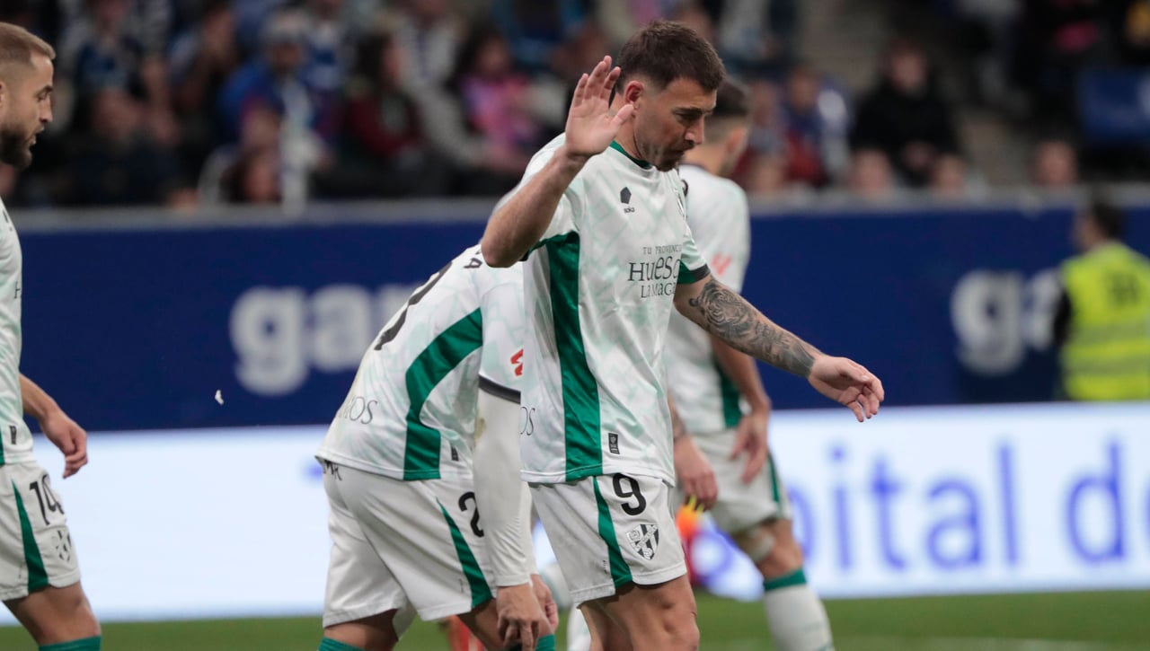 Oviedo 0-3 Huesca: El conjunto oscense recupera la senda del triunfo y acaba con la racha del Oviedo