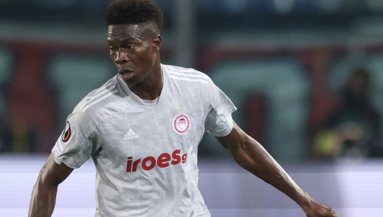 Se entrometen en el fichaje de Pape Cissé