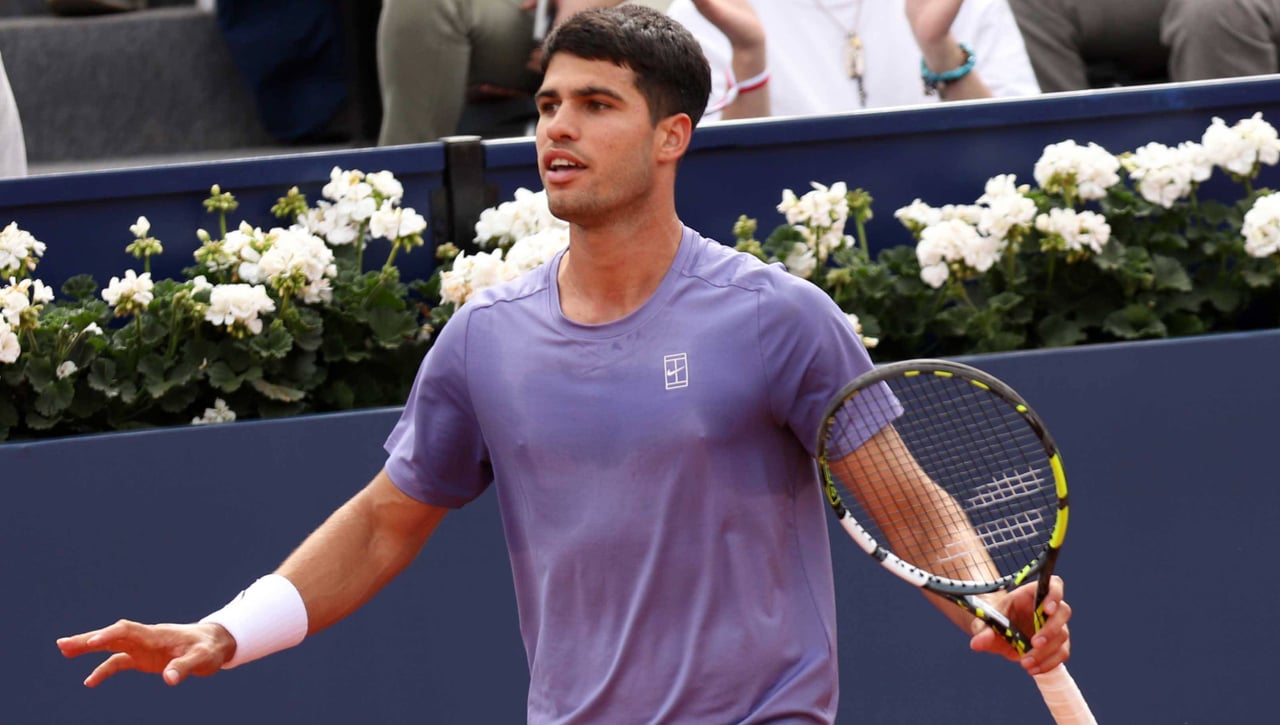 Carlos Alcaraz vuela hacia otra final