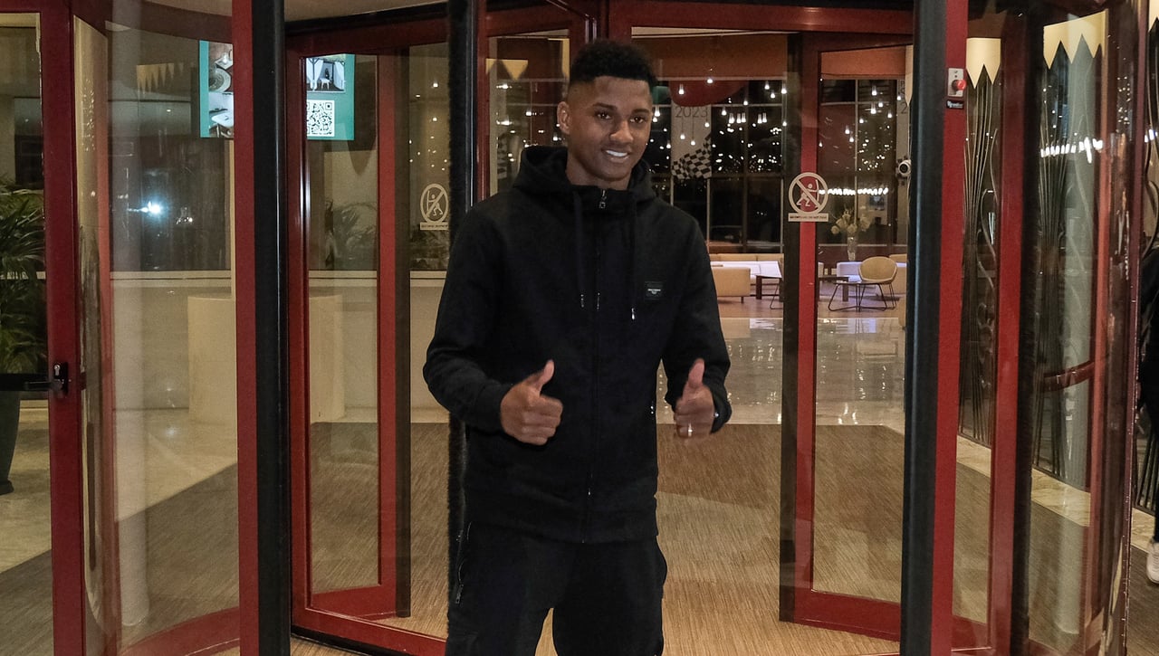 Al Betis no le salen las cuentas y tira ya la toalla por Ayoze y Bellerín