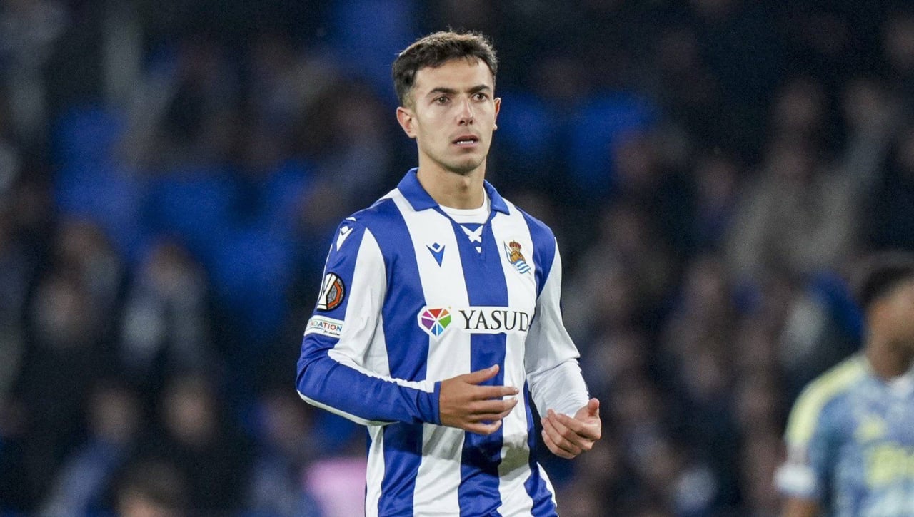 Kubo destaca el trabajo de Zubimendi en la Real Sociedad 