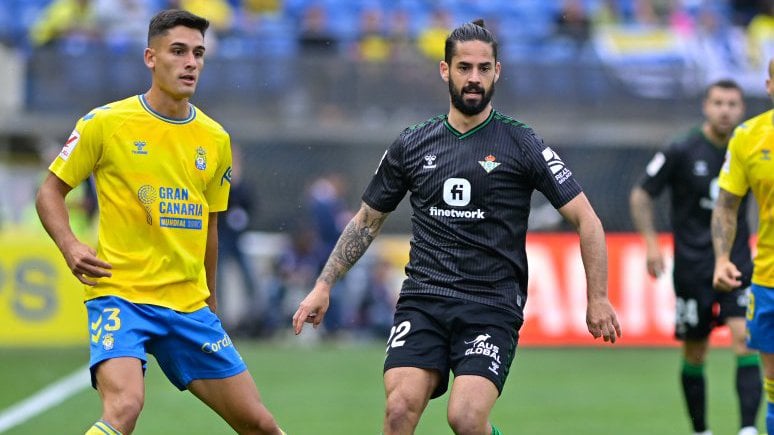 Isco hace saltar las alarmas en el Betis, que suma otras dos bajas para recibir a la Real Sociedad 
