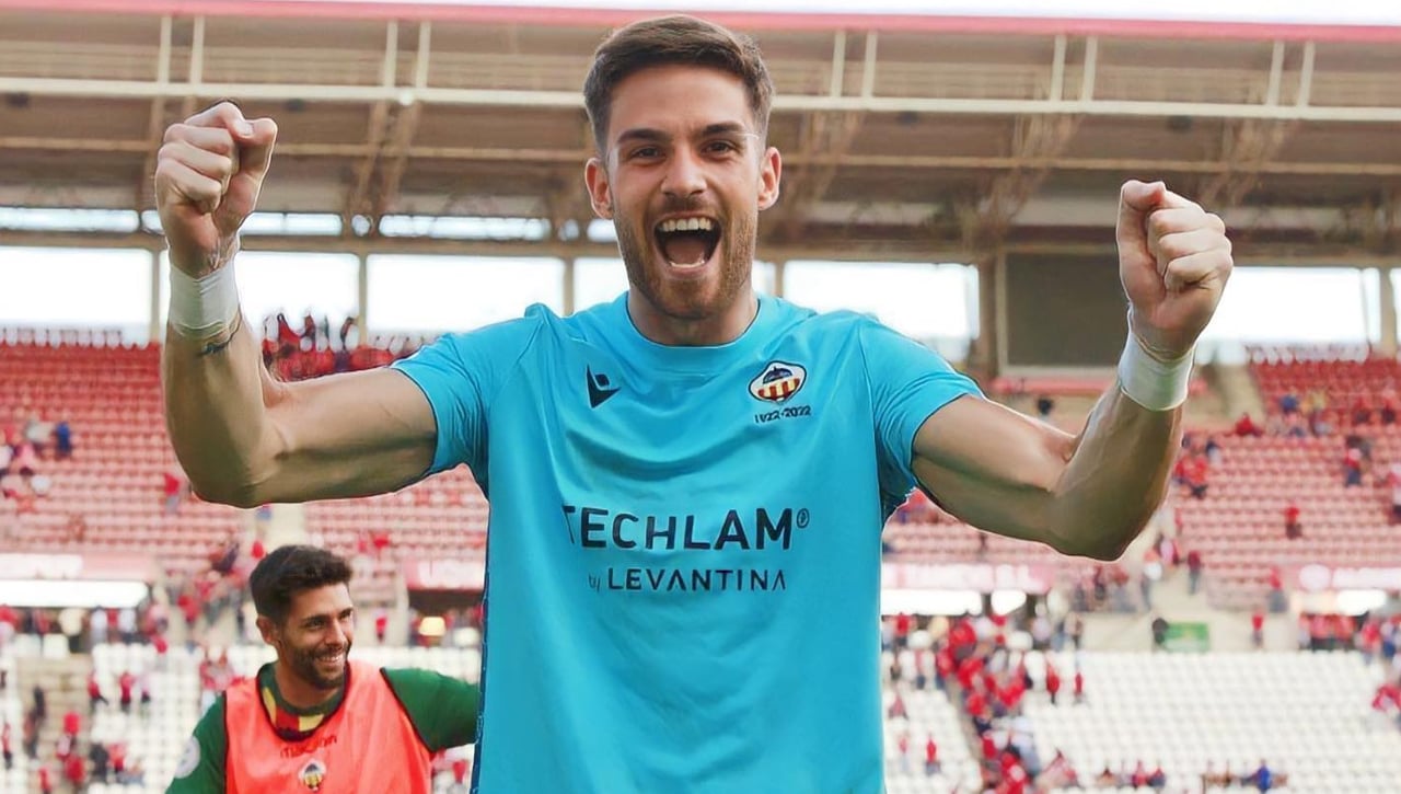 La llamada del Sevilla que premia el espectacular año de Alfonso Pastor