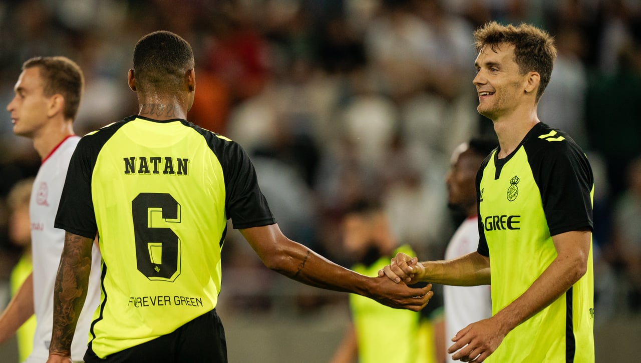 Hasta seis partidos con dos centrales y medio como mucho