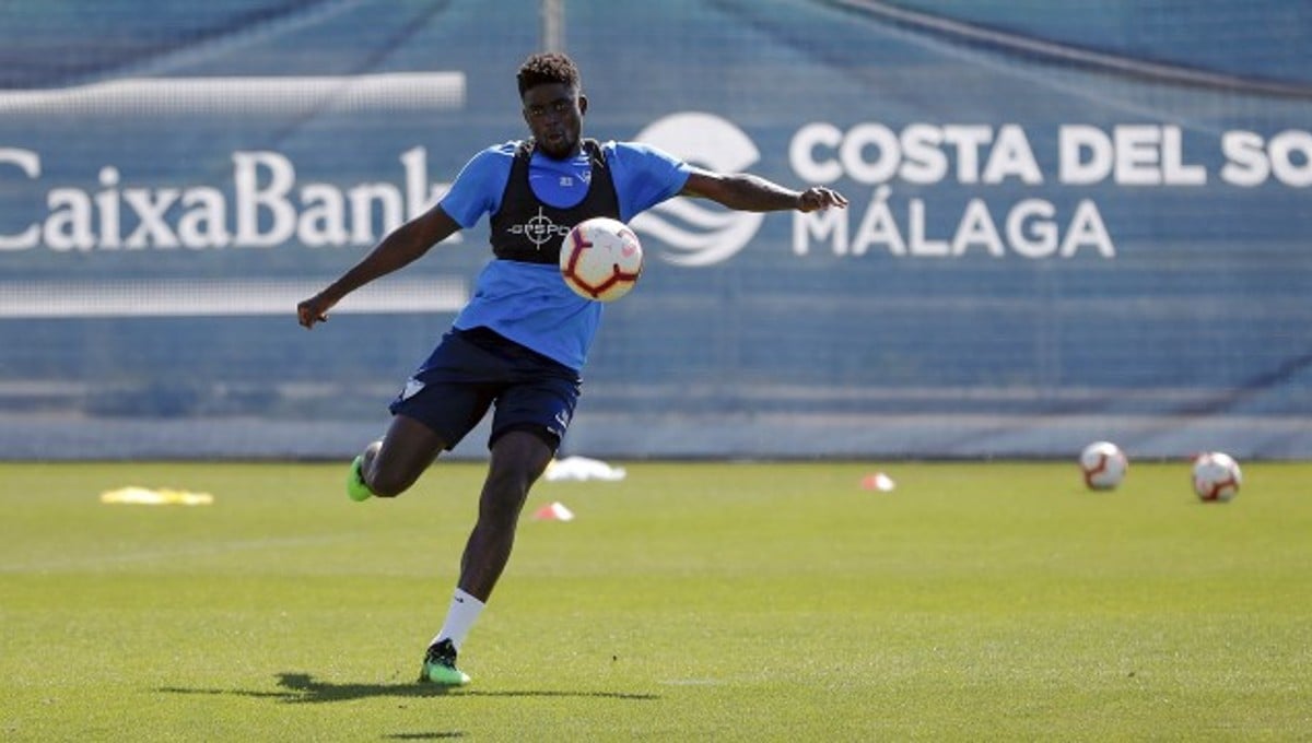 El Málaga pretende el regreso de un ex, también del Betis, vinculado con el Cádiz