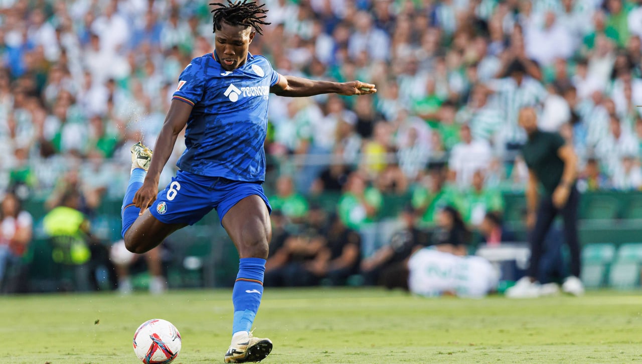 El fichaje de Uche al Como de Fábregas