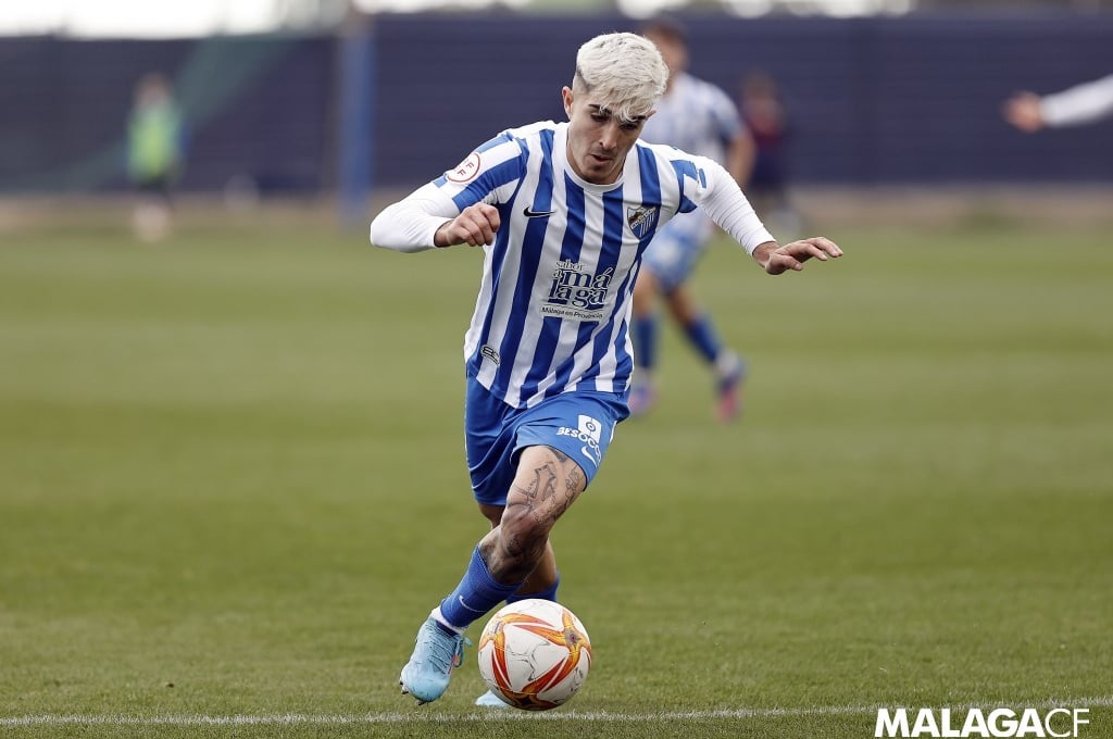 El Granada se refuerza con Julito, procedente del Málaga